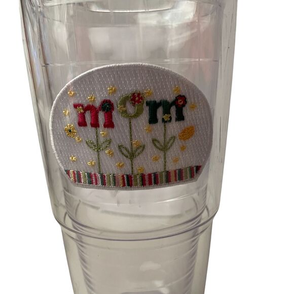 Tervis 24 Oz Tumbler MOM 7 1/2 Inches Tall Insulated Double Walled Drinking Cup - Picture 2 of 4